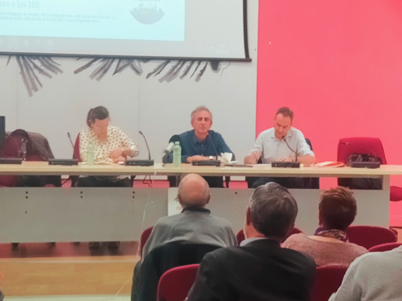 Las empresas y la democracia: participación laboral y democracia económica — ISEGORÍA