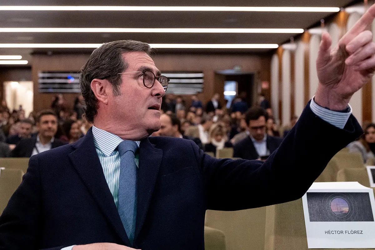 Garamendi carga contra Yolanda Díaz por la “absurda” idea de “democratización” de las empresas